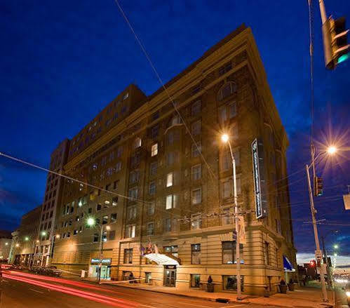Doubletree Dayton-Downtown Exterior foto